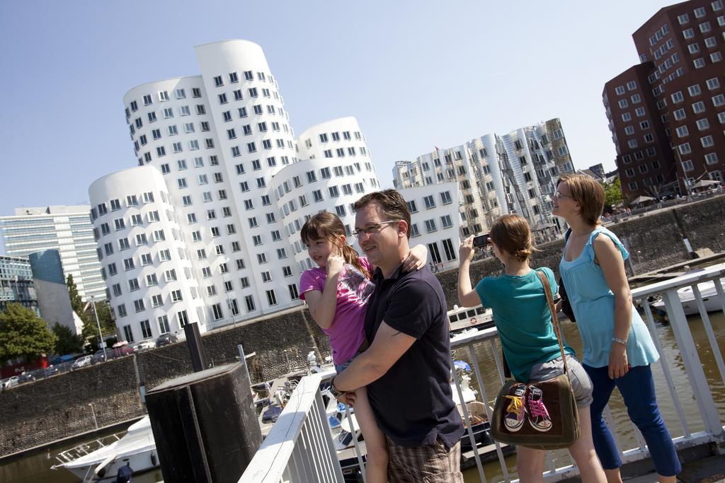 Jugendherberge Duesseldorf Extérieur photo
