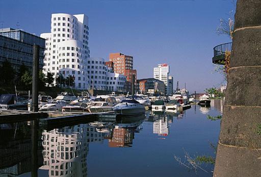 Jugendherberge Duesseldorf Extérieur photo
